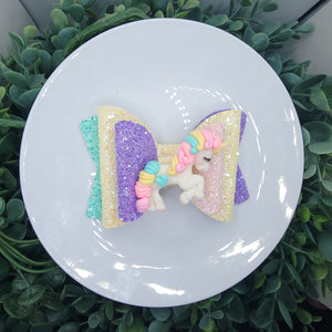 5" Unicorn Bow with Character