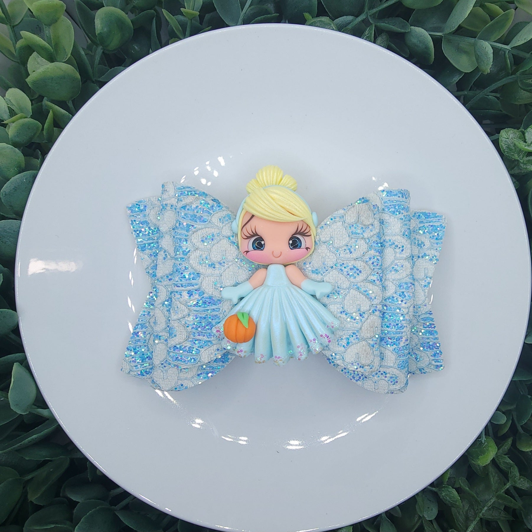 5" Princess Cindy Bow With Character
